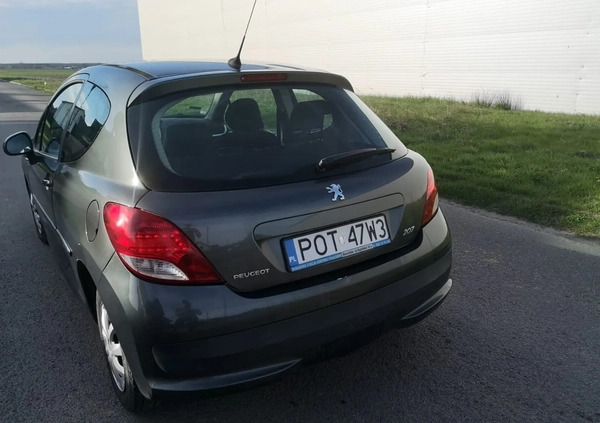 Peugeot 207 cena 9000 przebieg: 183183, rok produkcji 2010 z Kowal małe 46